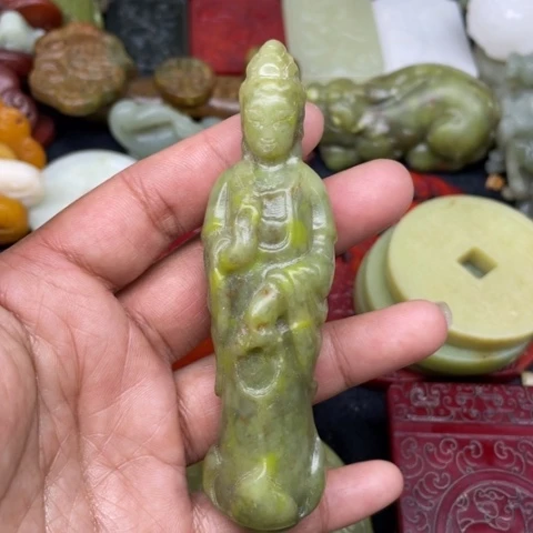 蛇纹石玉颈饰未镶嵌55