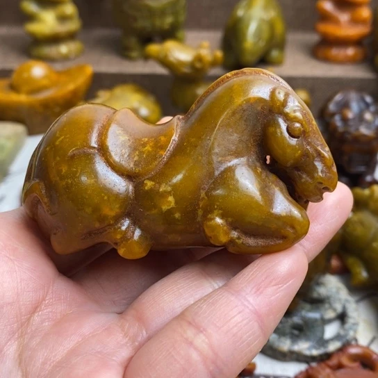 蛇纹石玉未镶嵌颈饰130