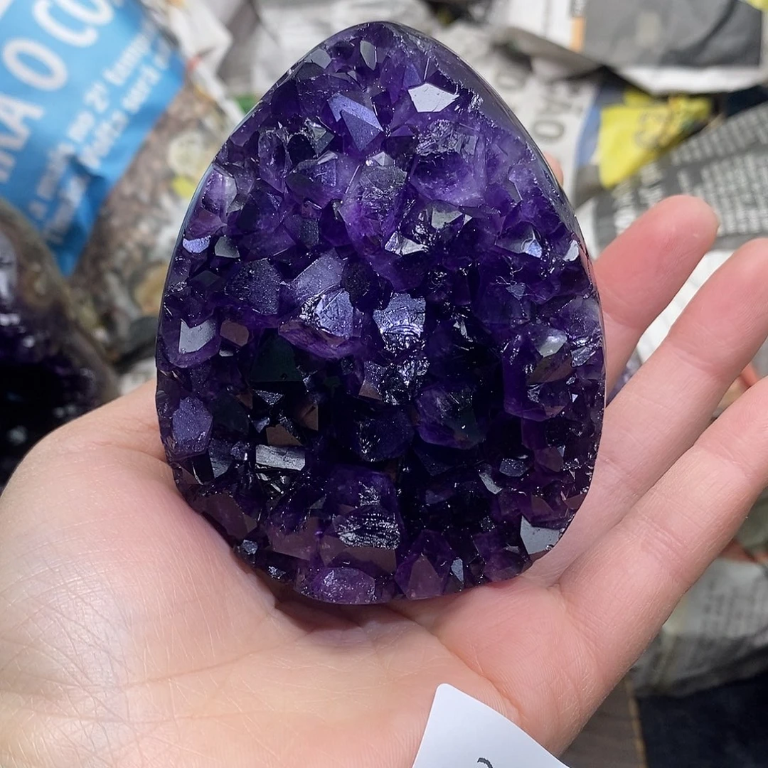 紫晶未镶嵌大型摆件（非配饰）