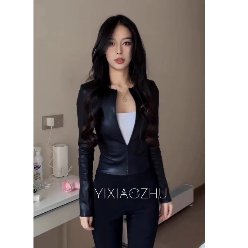 猪婆秋冬短款皮衣女装紧身显瘦修身短款拉炼 炼 黑色小外套早秋机