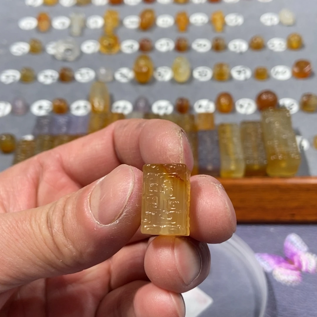 海***、玛瑙/玉髓合金颈饰勒子