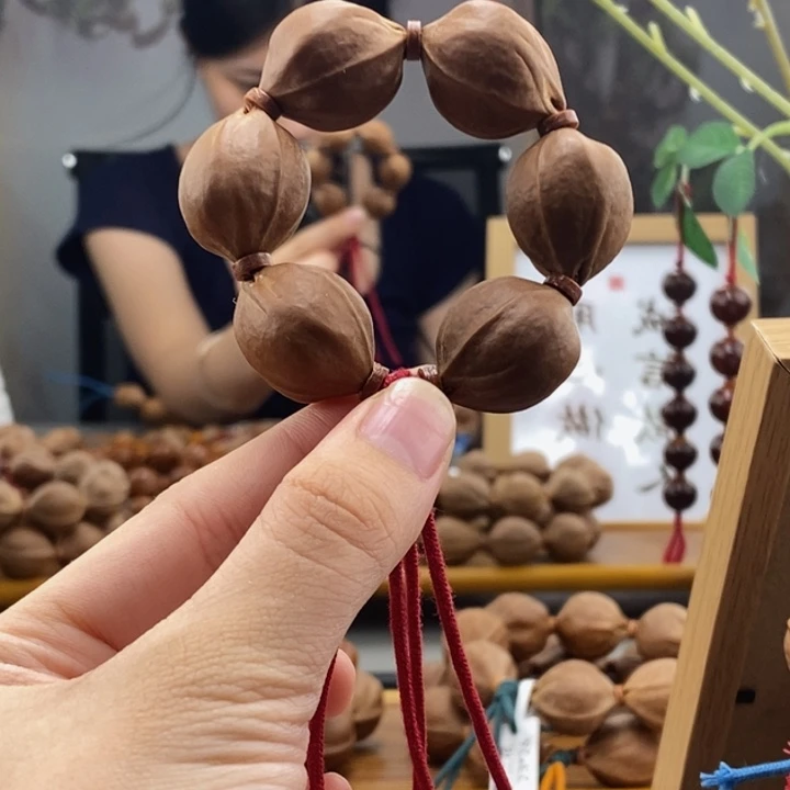 吊坠橄榄核?*里梅林铁