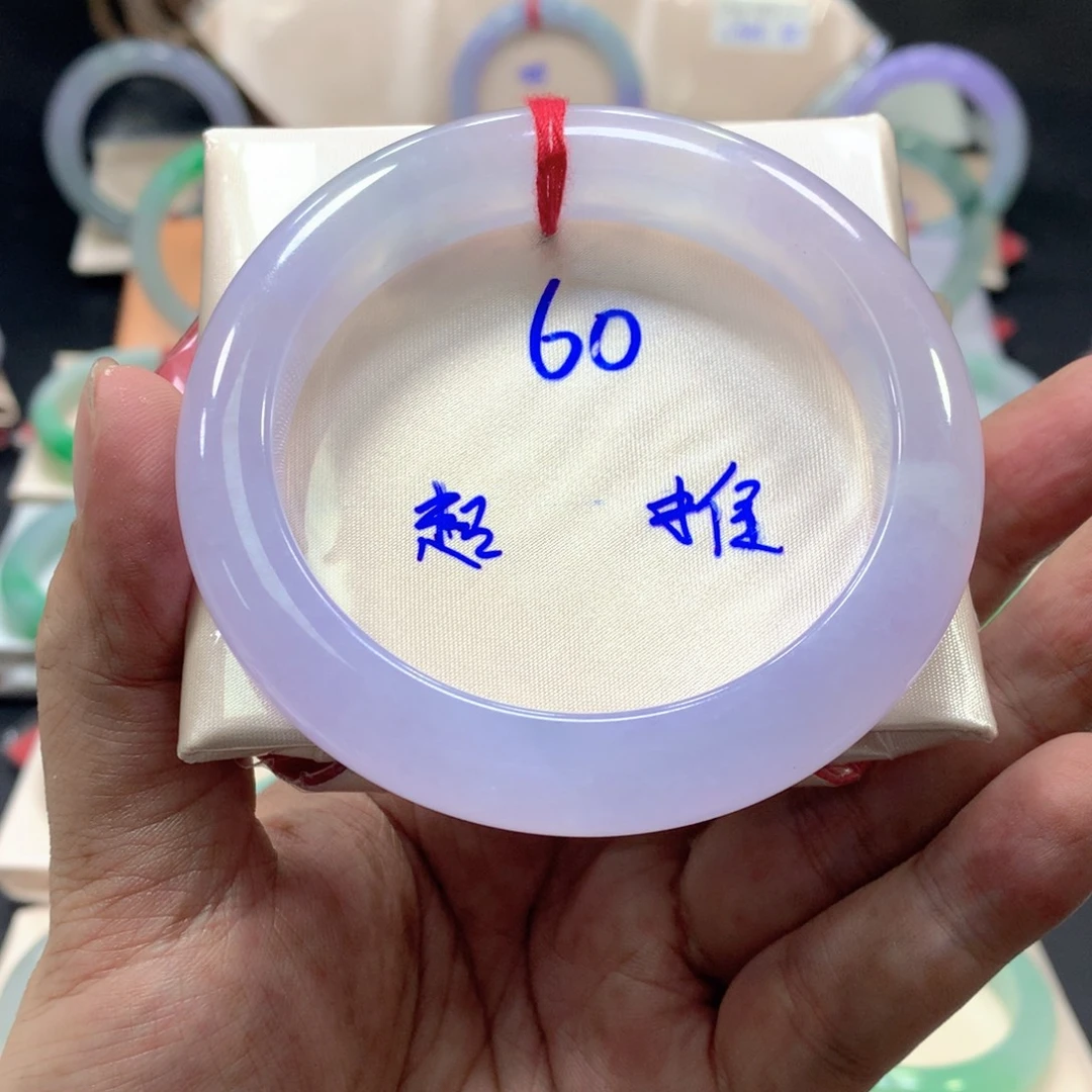 翡翠未镶嵌手镯翡翠