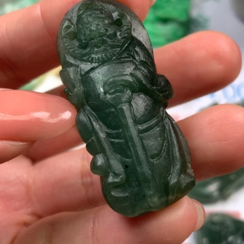 定制翡翠未镶嵌翡翠