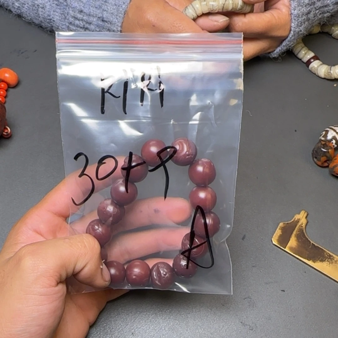 K***子颈饰玻璃藏地回流琉璃手串kiki