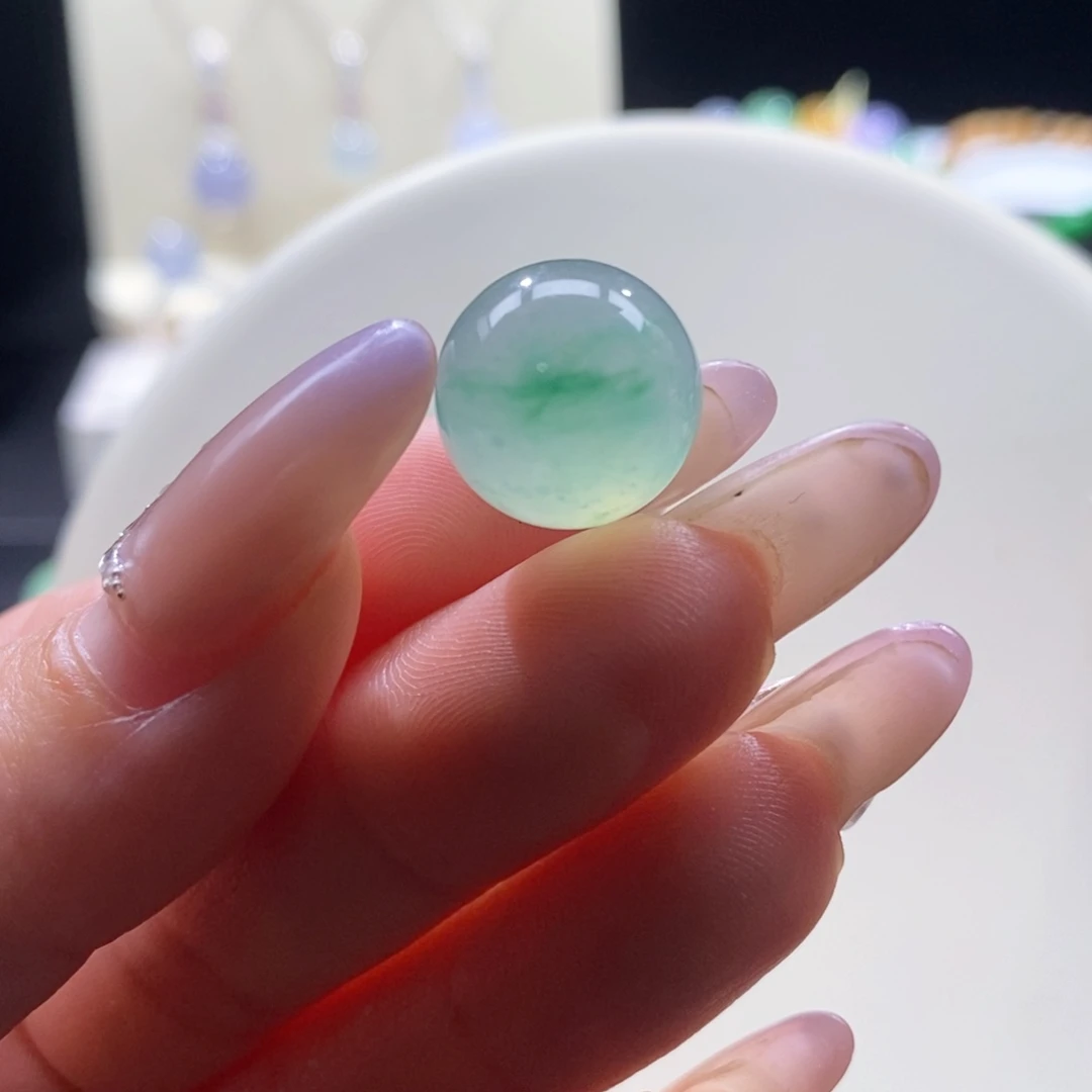 翡翠未镶嵌颈饰翡翠高冰飘花色珠14.09mm