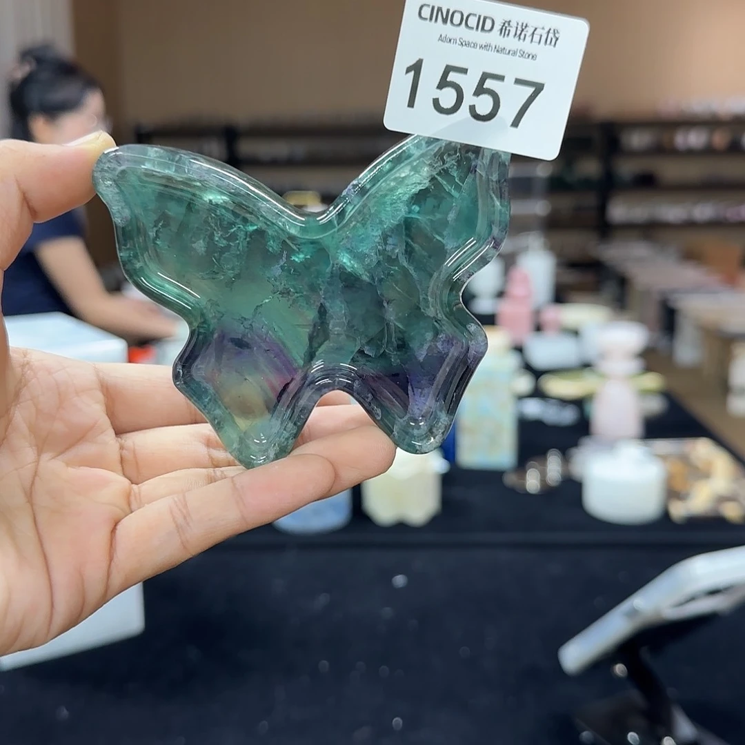 1557绿水晶小蝴蝶福利