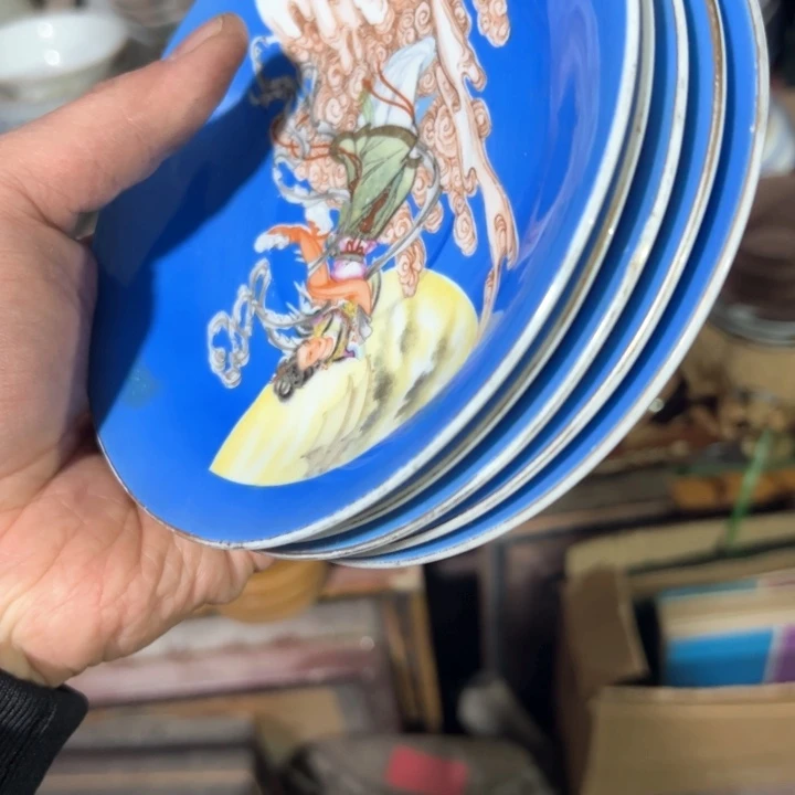 我**六大哥瓷器专拍链接……