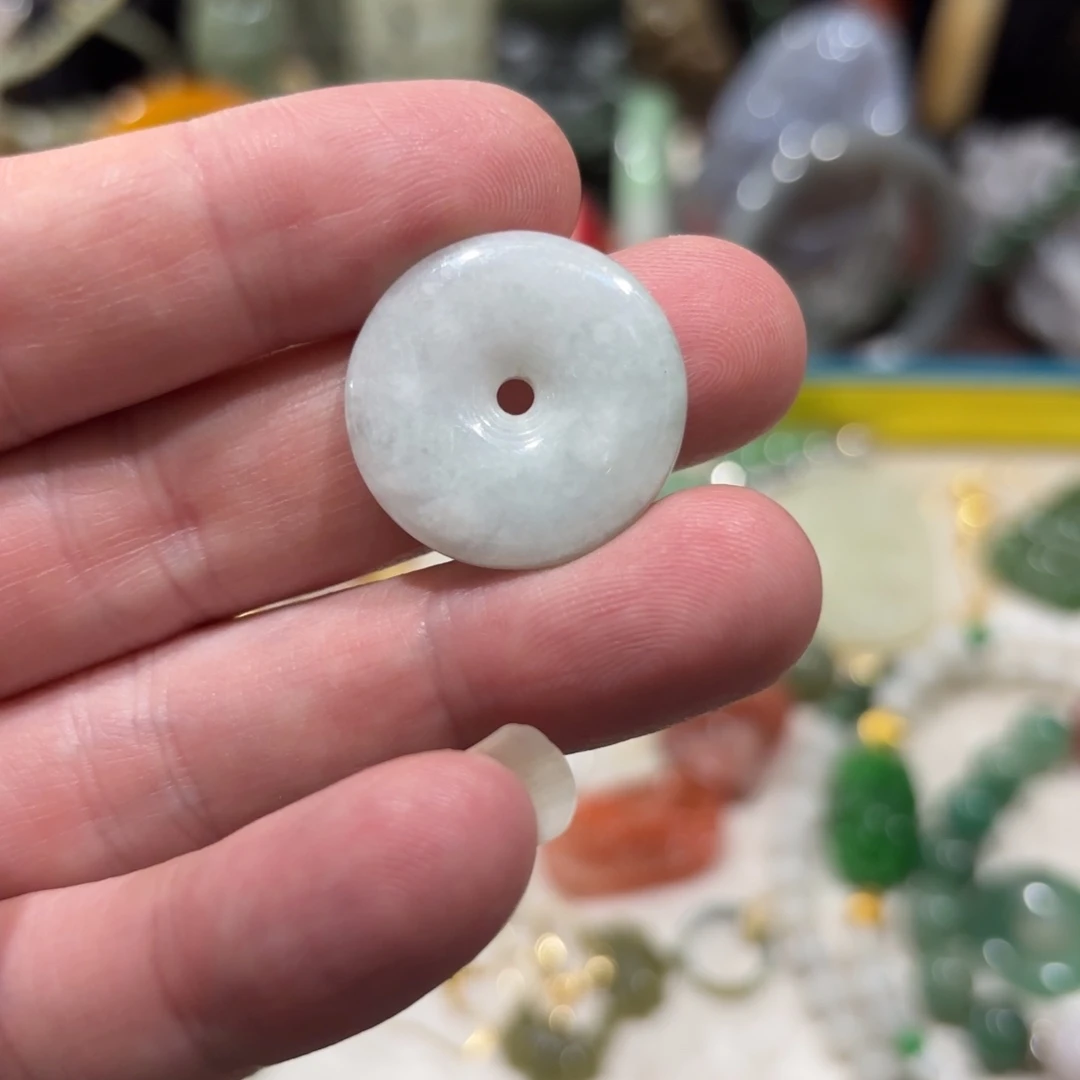 翡翠未镶嵌颈饰555566