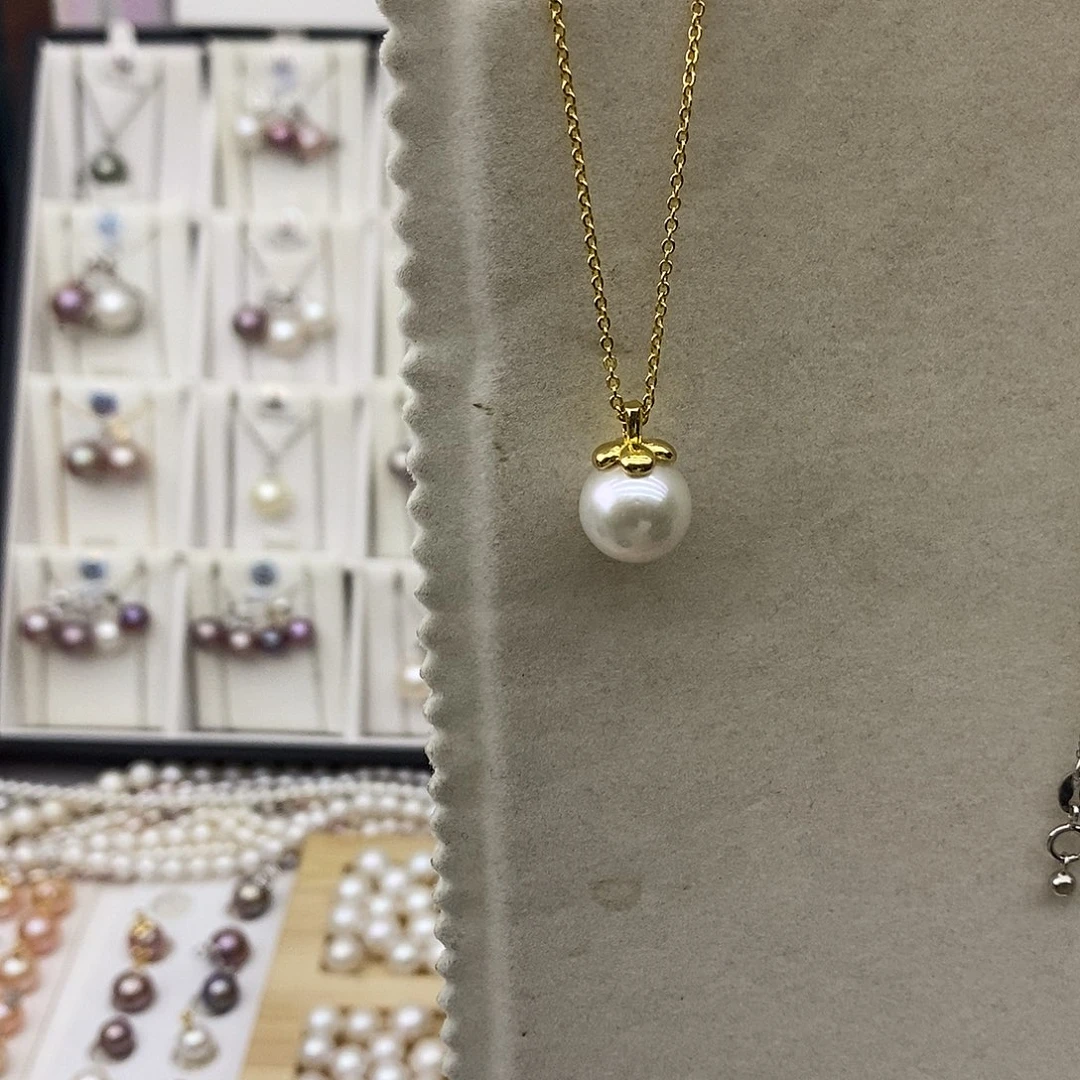 淡水珍珠颈饰合金
