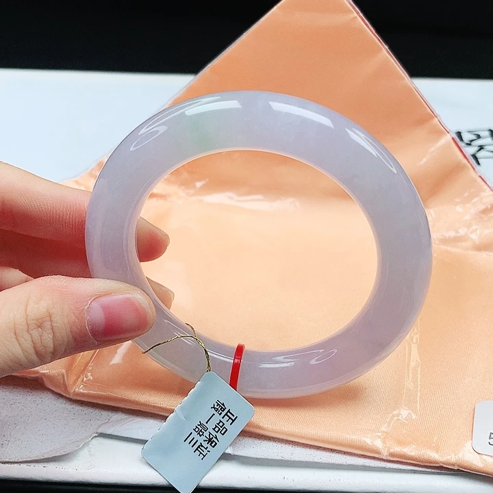 翡翠手镯（圆镯）未镶嵌缅甸天然a货手镯54+