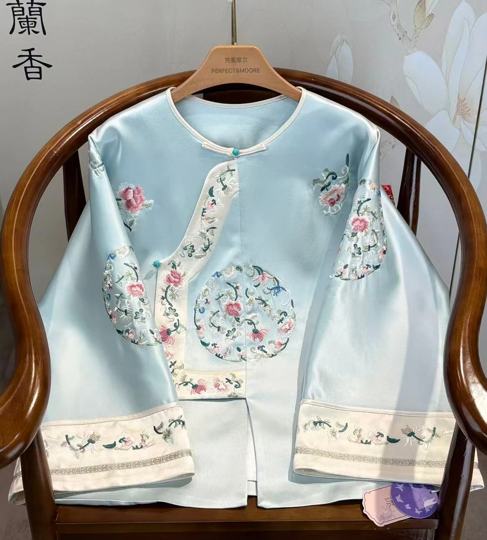 南油高货重工刺绣格格服三醋酸秋冬新中式国风上衣外套女