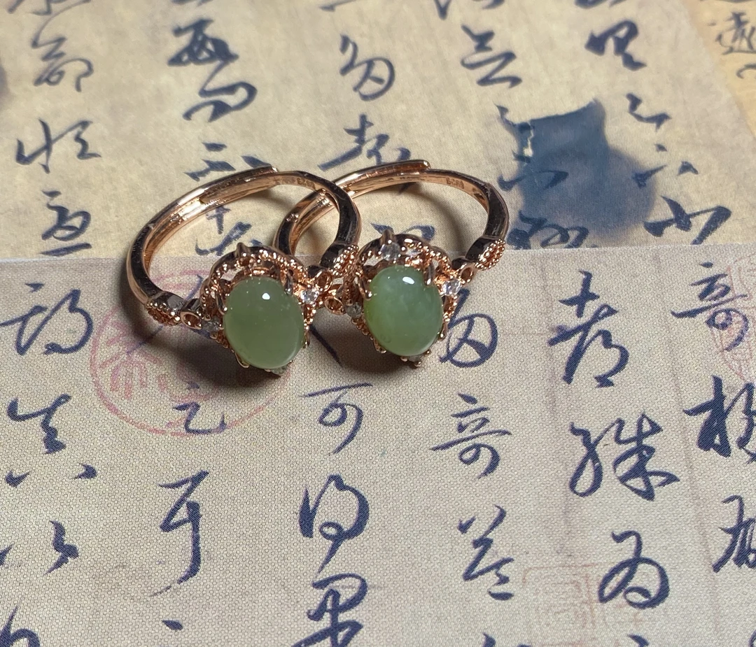 和田玉碧玉鸭蛋青S925银镶嵌戒指
