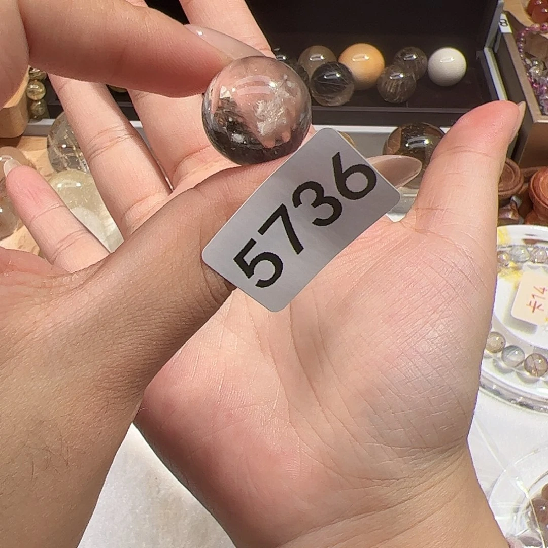 〇***水晶未镶嵌大型摆件（非配饰）