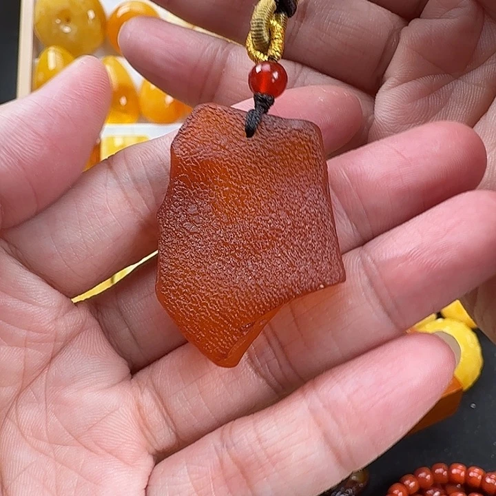 未镶嵌颈饰蜜蜡蜜蜡
