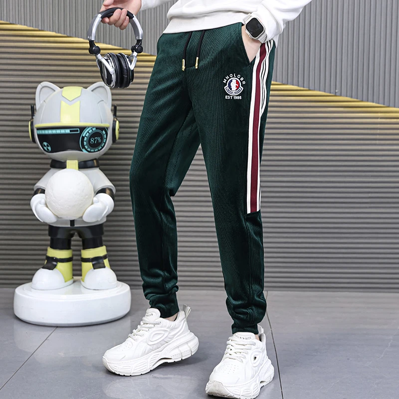 男士秋冬新款高端灯芯绒休闲裤男款轻奢时尚刺绣修身百搭束脚裤子