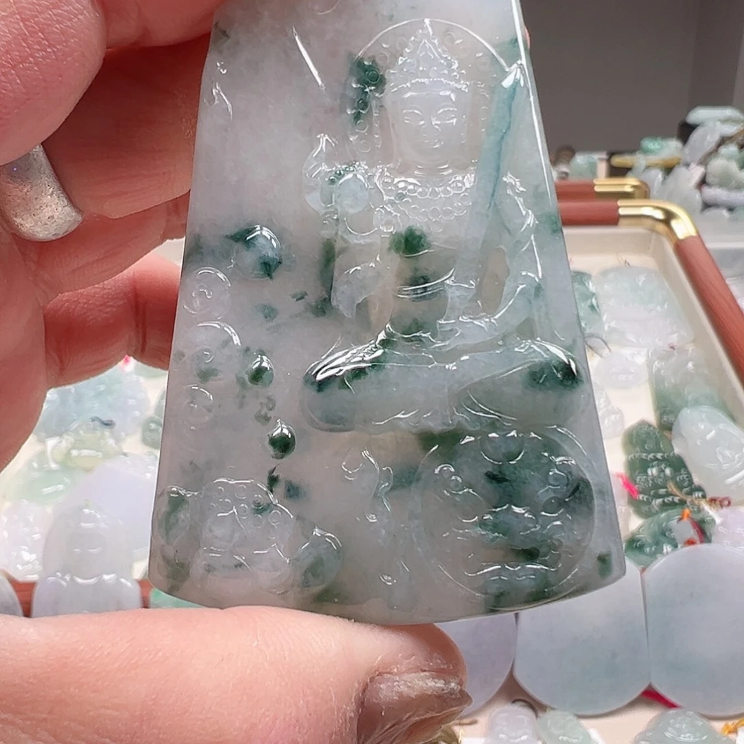 翡翠未镶嵌颈饰吊坠