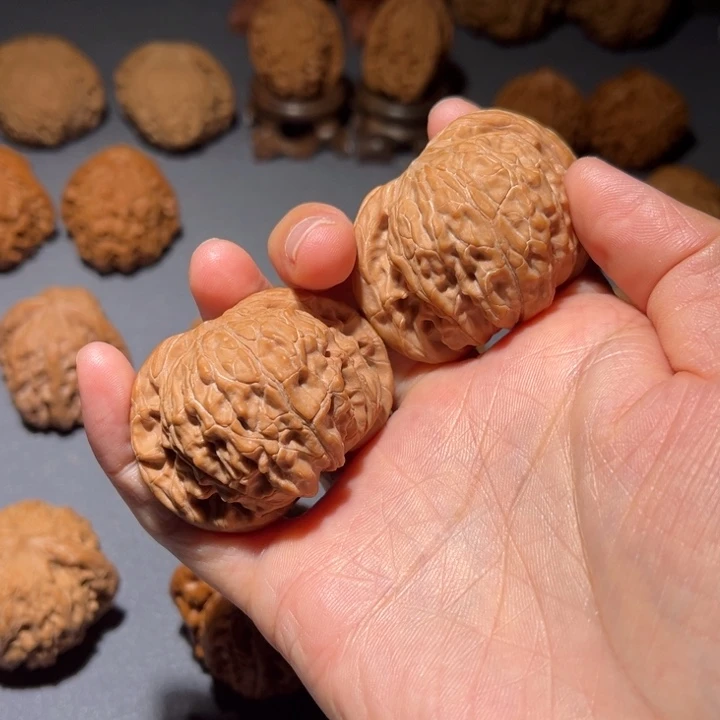 仚***冚文玩核桃吊坠44磨盘