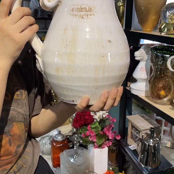 陶瓷花瓶，部分微瑕