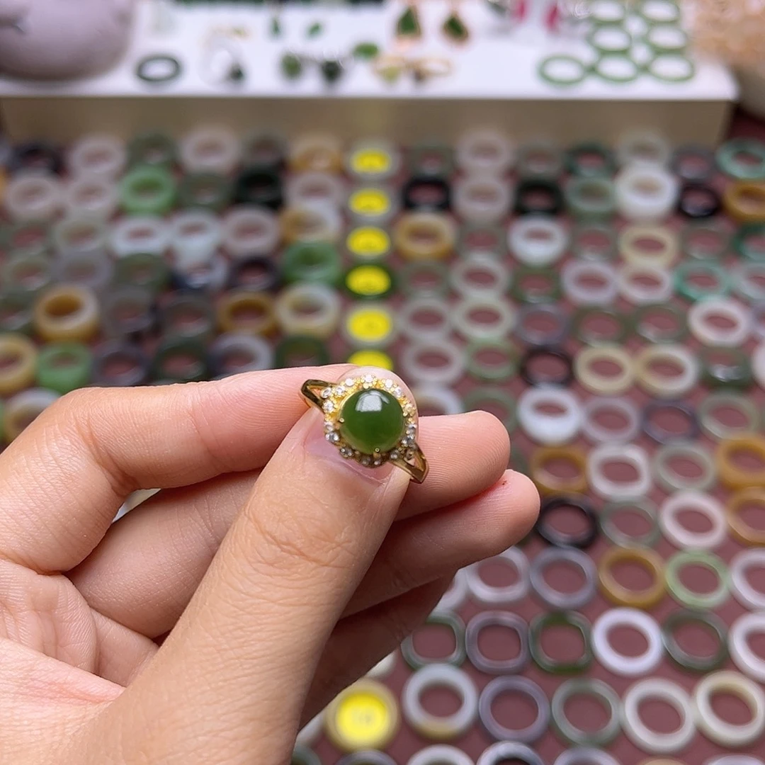 和田玉戒指未镶嵌阳绿镶嵌