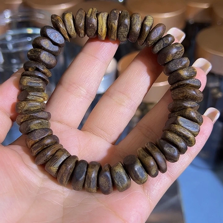 沉香手串沉水老料随型虫漏单圈绿棋21