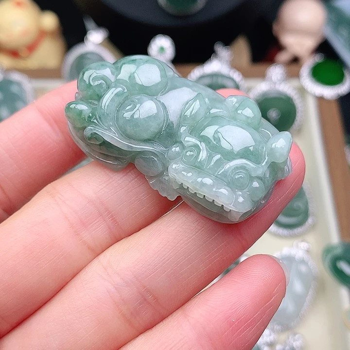 颈饰未镶嵌翡翠快**上吊坠