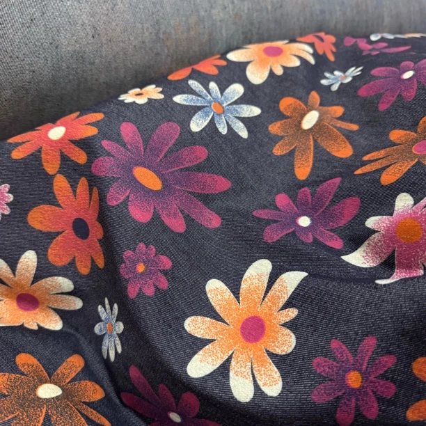 54 纯棉晕染向日葵牛仔面料3米价 中厚柔软面料