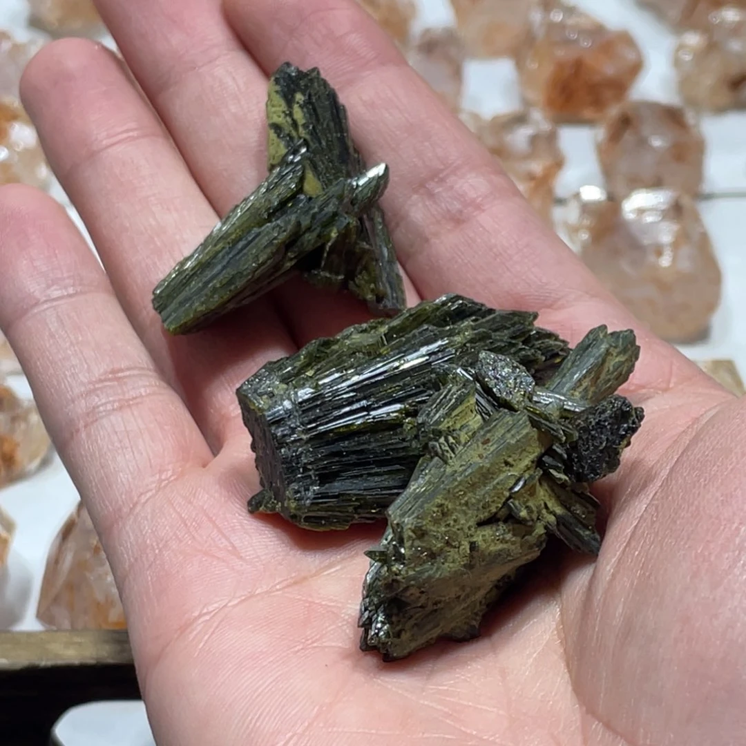 水晶、水晶、水晶未镶嵌水晶素****出