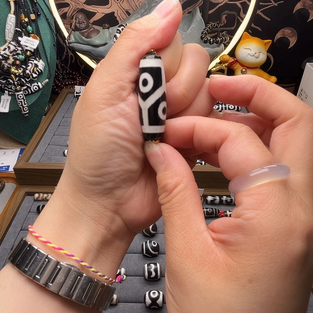 玛瑙/玉髓颈饰合金财****?