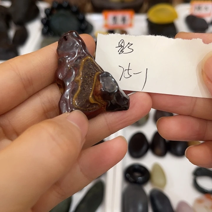 影***吖石头新疆戈壁奇石手把件