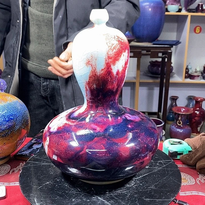 瓶中国神垕精品钧瓷