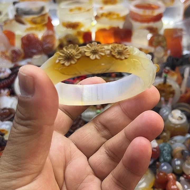 玛瑙/玉髓未镶嵌手镯