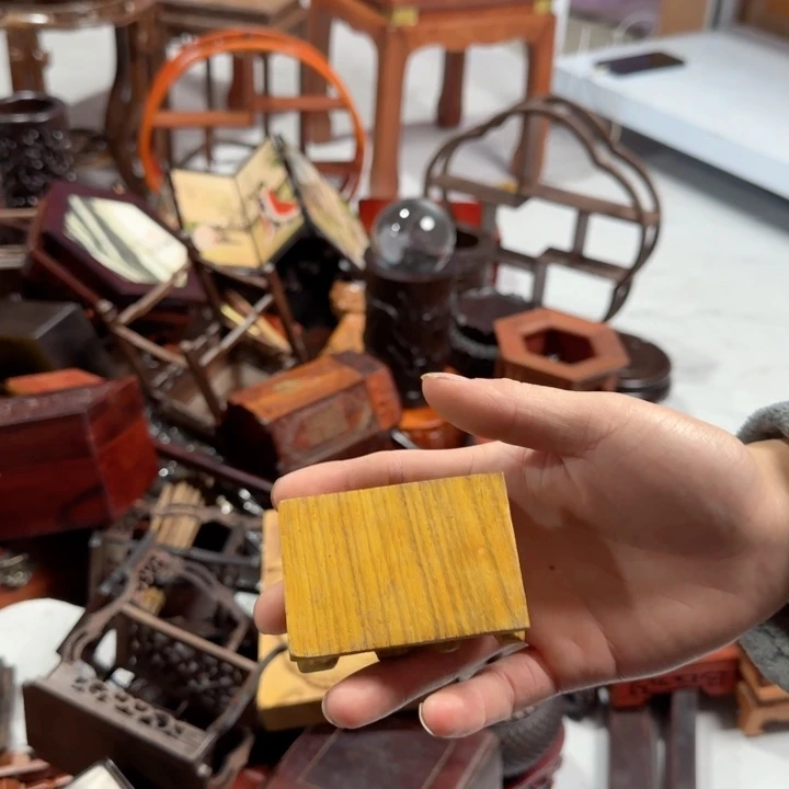 手工艺品琉璃红木工艺品