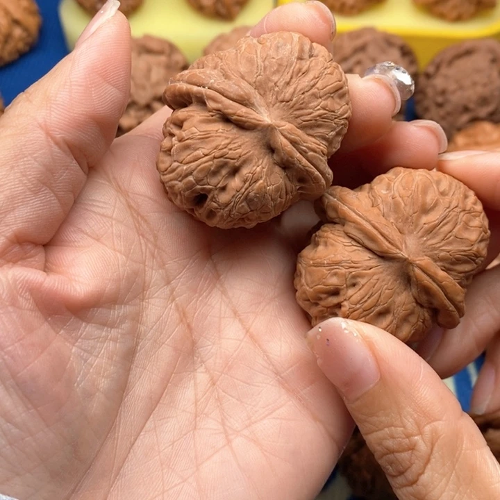 桃核吊坠元宝4.2核桃