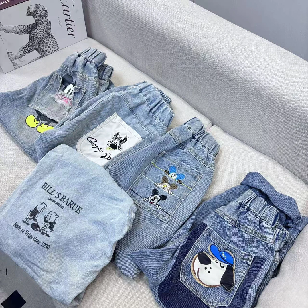 1591男女童水洗软牛仔裤款式随机发