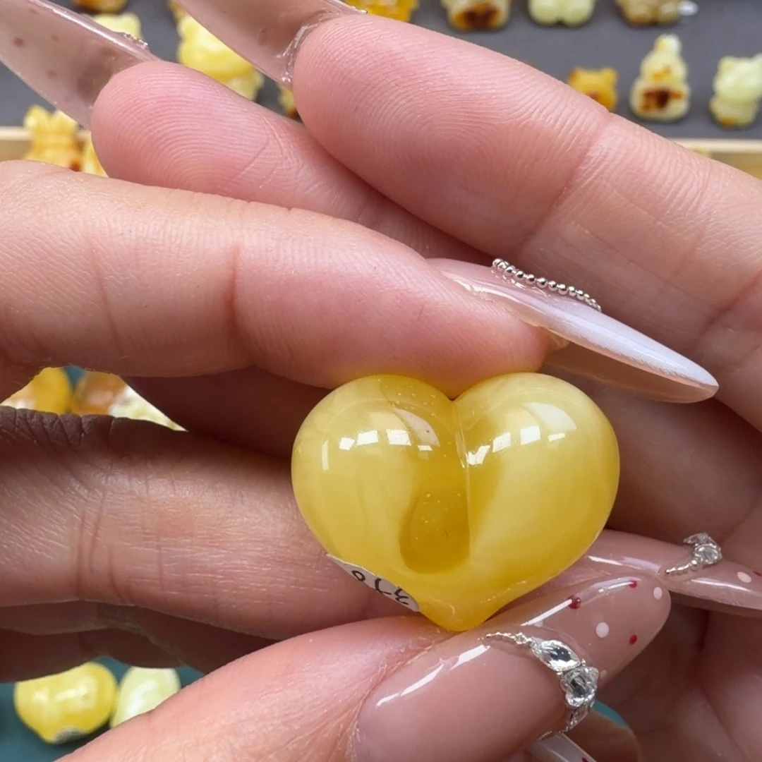 琥珀未镶嵌裸石蜜蜡