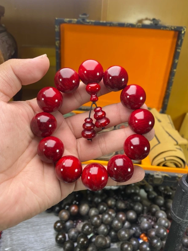 血龙木红油料2.0天花板木质手串收藏级+高端红木礼盒