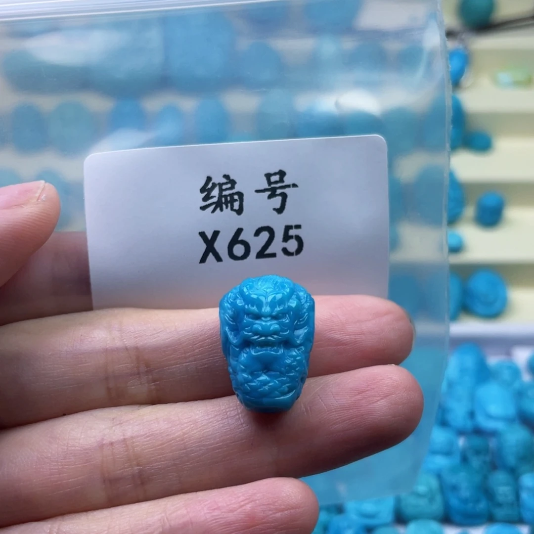 未镶嵌绿松石天然原矿绿松石雕件