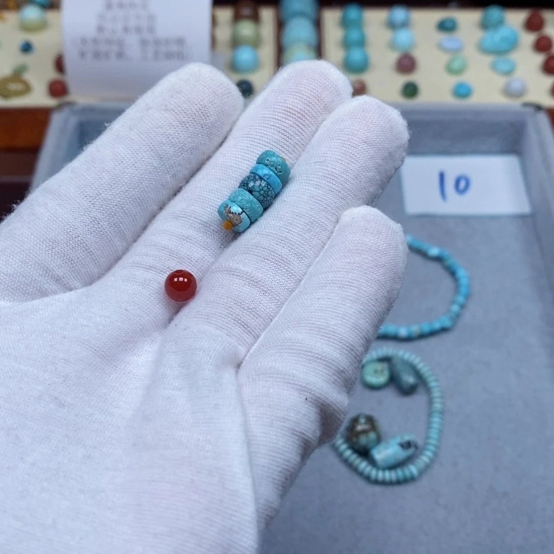 南红玛瑙配饰未镶嵌