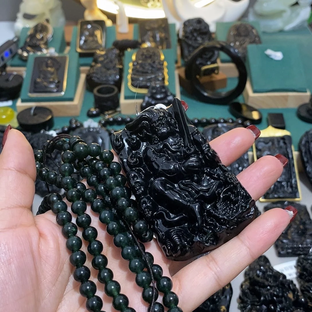 蛇纹石玉颈饰未镶嵌帝*