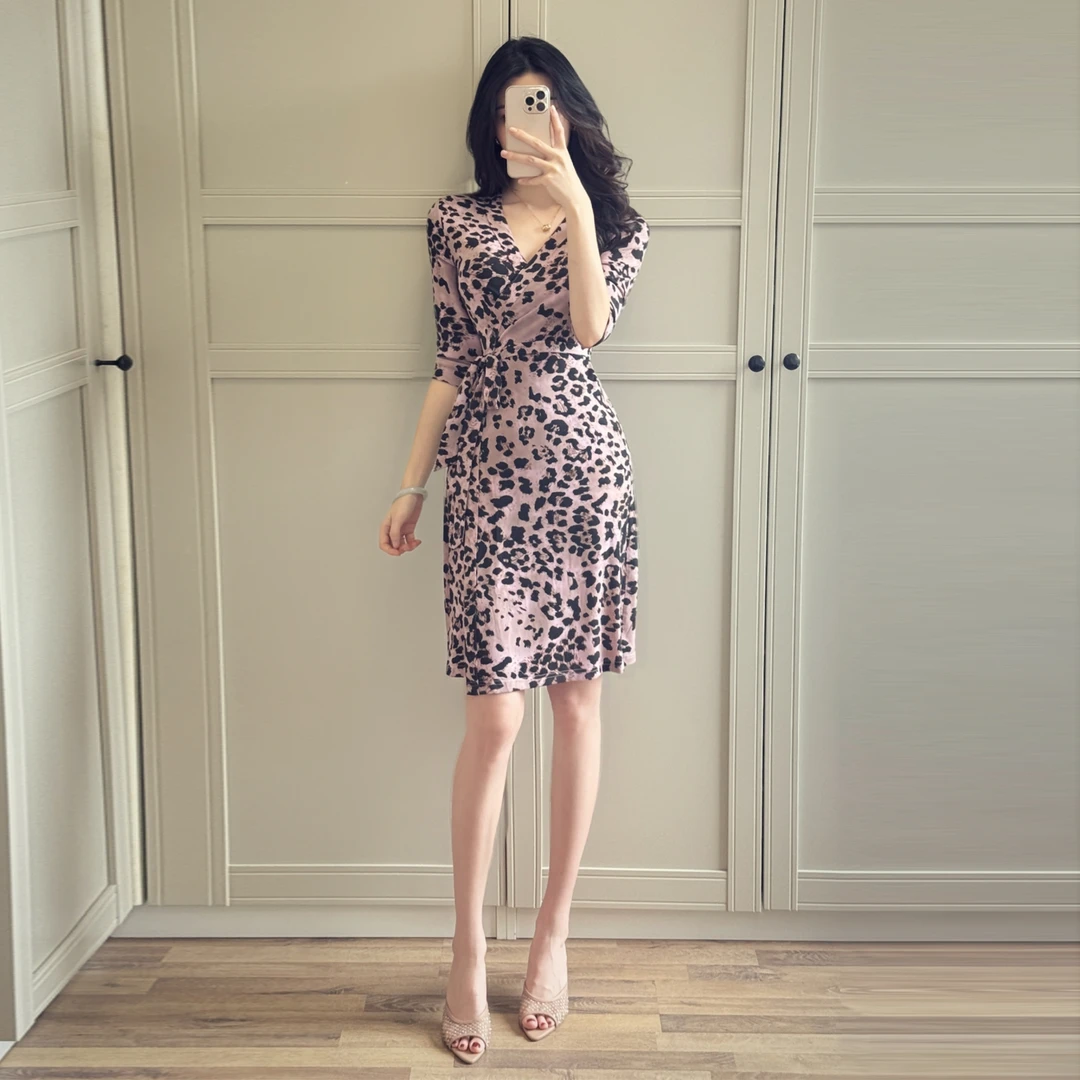 定制设计25夏新优雅气质裹身裙性感粉色豹纹名媛一片式度假连衣裙