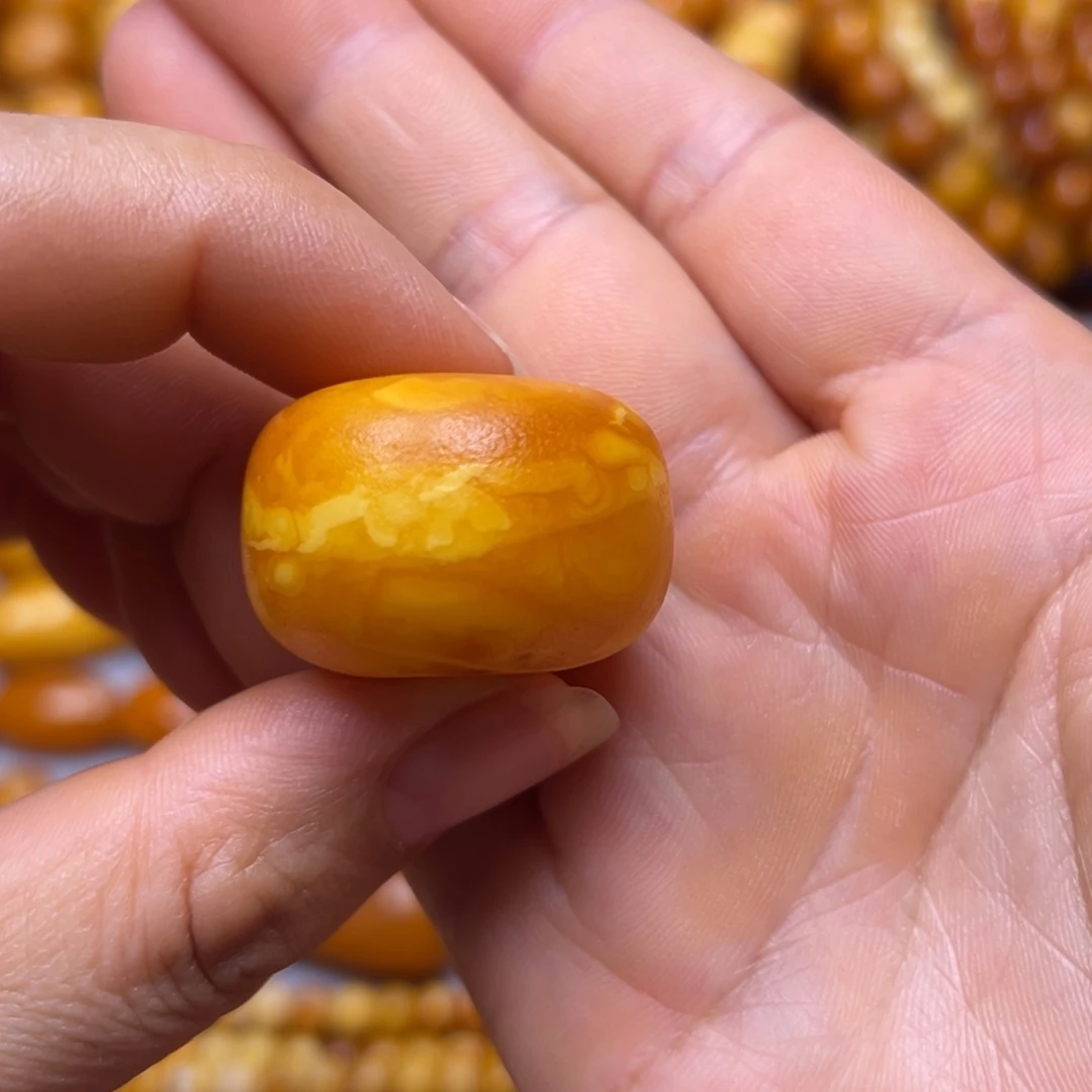 琥珀未镶嵌吊坠(不含链)