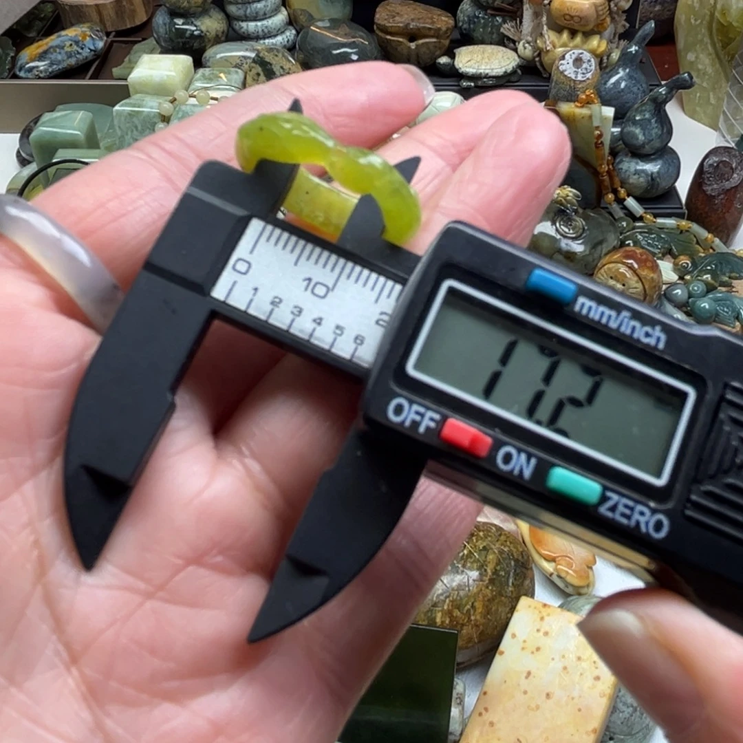 岫玉未镶嵌颈饰岫玉狐狸戒指