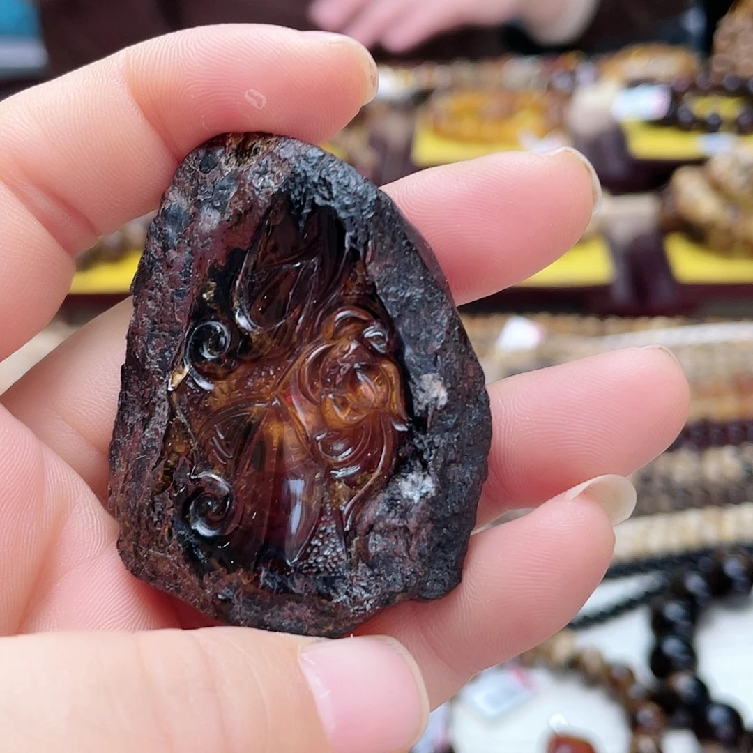 琥珀裸石未镶嵌大