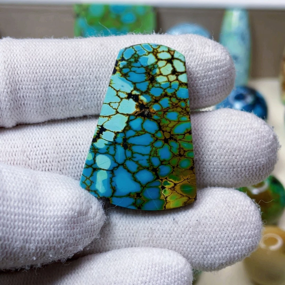 绿松石未镶嵌配饰