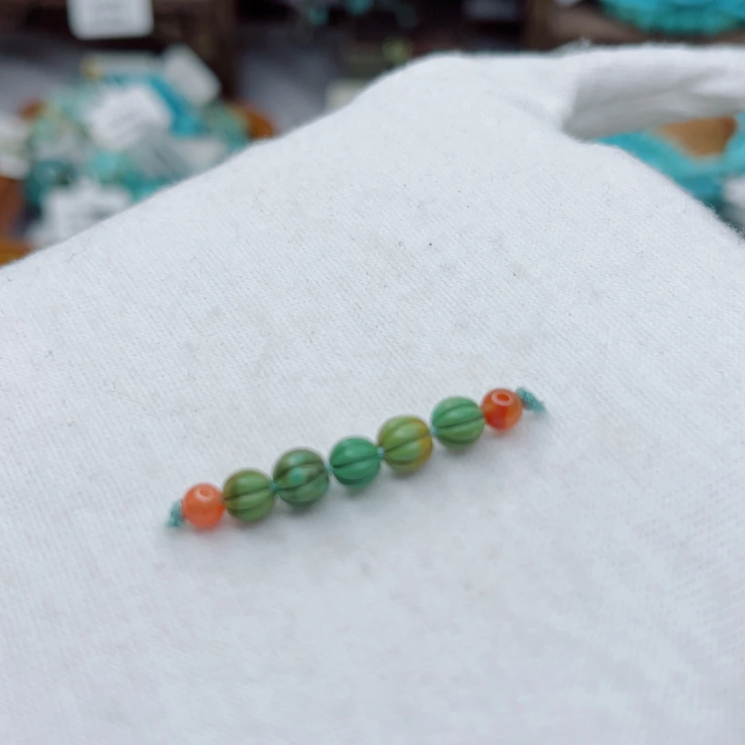 南红玛瑙未镶嵌珠宝奇石