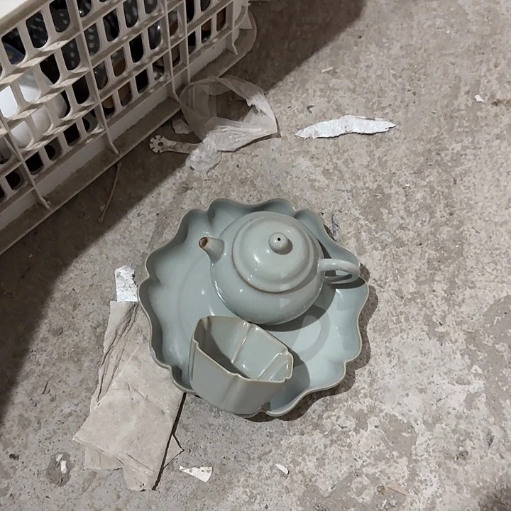 瑕疵茶具，介意勿拍