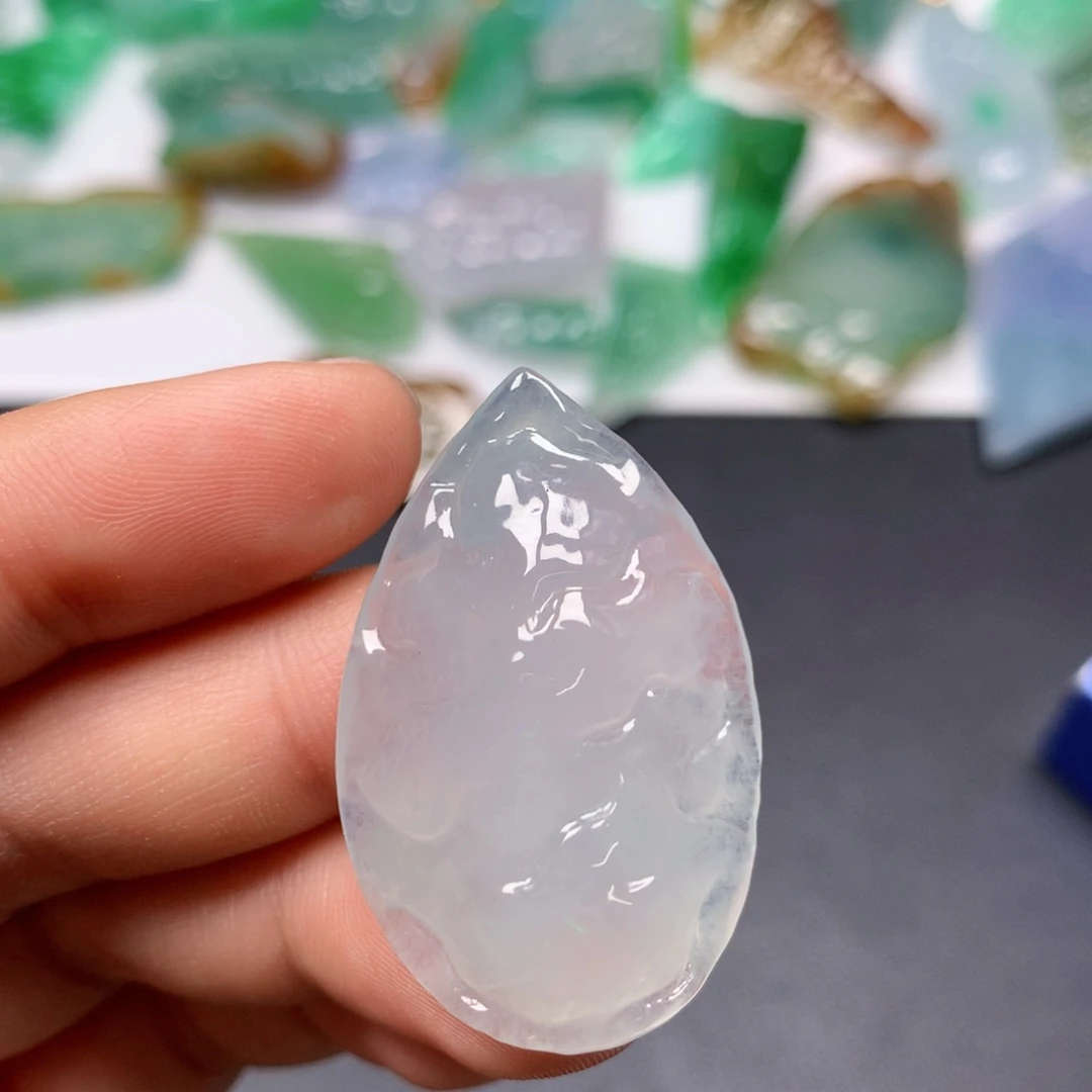 【闪购商品】翡翠吊坠(不含链)未镶嵌