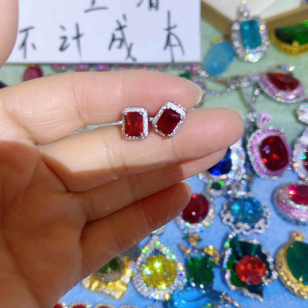 花岗石钨金璀璨夺目
