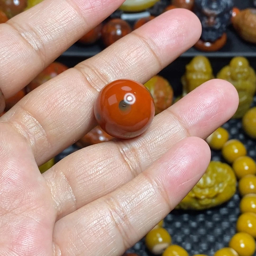 玛瑙/玉髓战国红未镶嵌青****猫